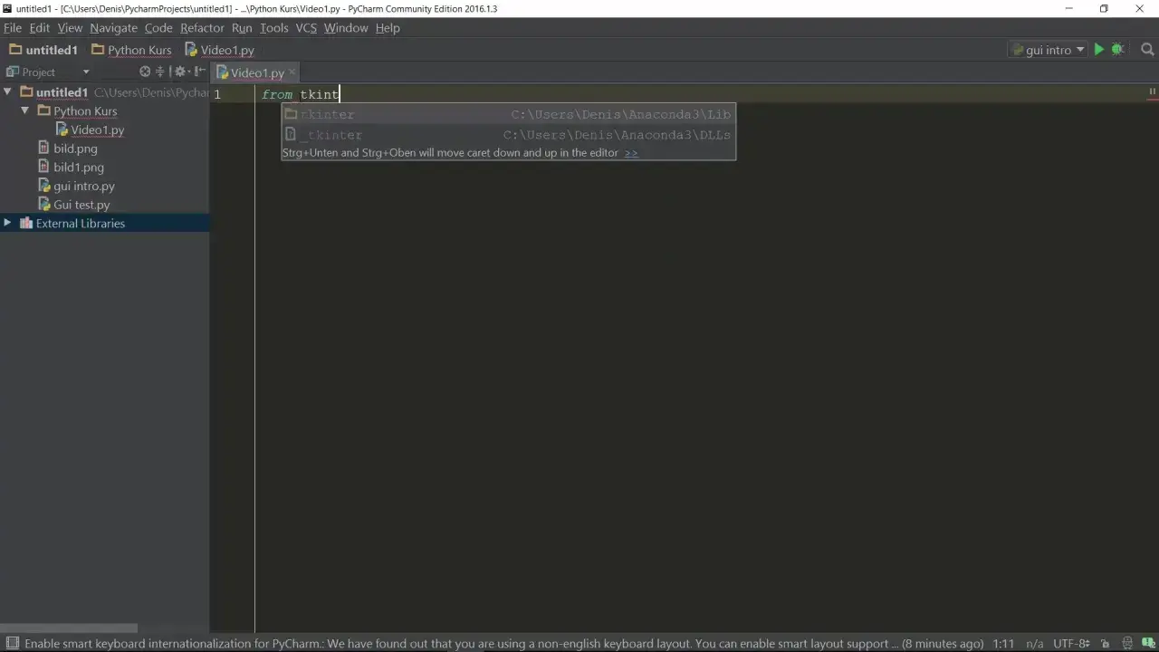 Dans PyCharm, le code Python importe le module tkinter. L'éditeur montre une suggestion pour l'importation.