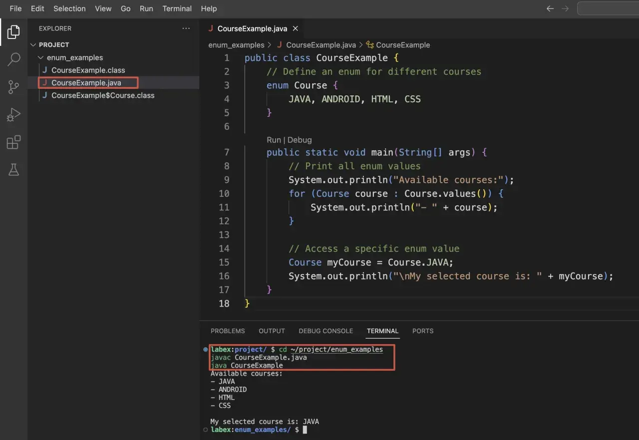 Code Java affichant les cours disponibles : JAVA, ANDROID, HTML, CSS. Le programme sélectionne et affiche "JAVA".
