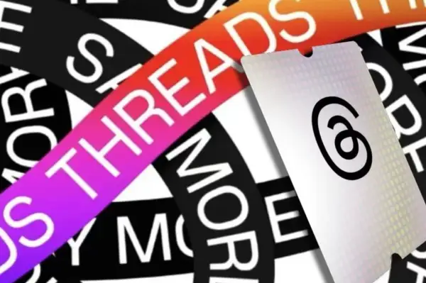 Bandeaux "JUST THREADS MORE" enroulés, avec un logo "6" sur une carte blanche.